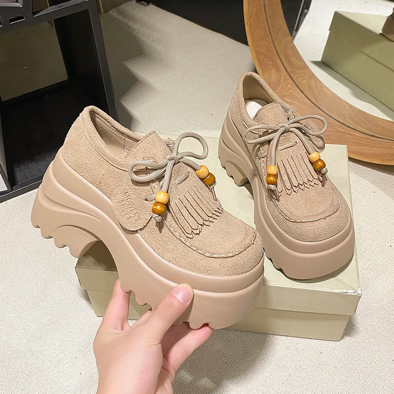 Women’s chunky platform loafers for casual and smart casual outfits