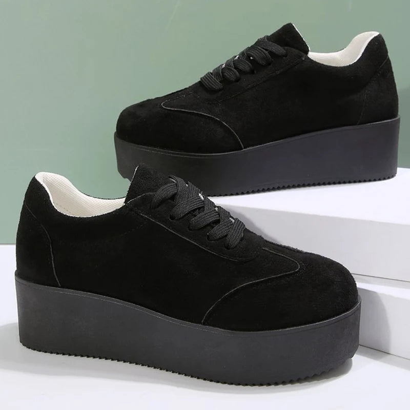 Comfortable women’s platform sneakers with lightweight feel and durable outsole