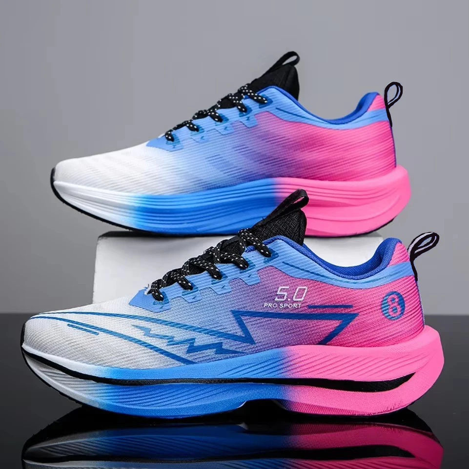 Carbon plate running shoes for men with responsive cushioning and support