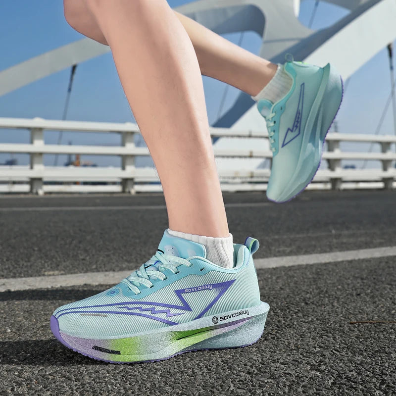 Comfortable running sneakers with shock-absorbing sole and support