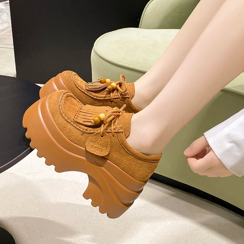 Women’s platform loafers with chunky sole for stylish everyday comfort