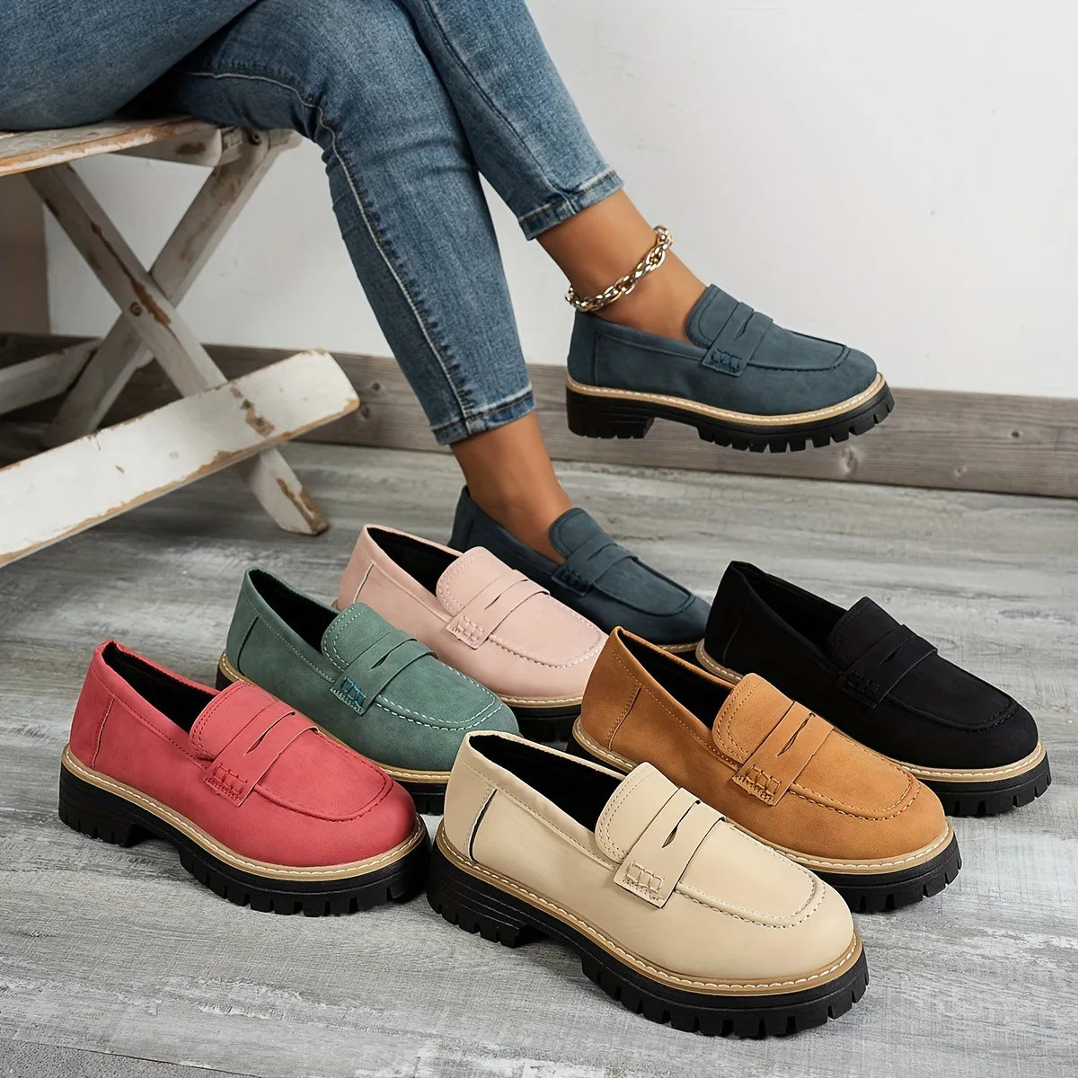 Women’s casual retro loafers with soft lining and comfortable fit
