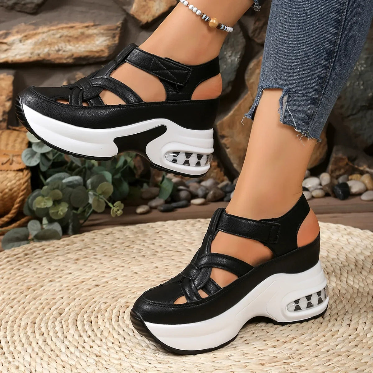 Chic women’s platform wedge sandals for casual and outdoor occasions