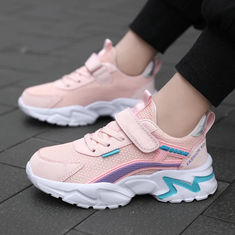 Stylish kids sneakers with ventilated mesh upper and sporty design
